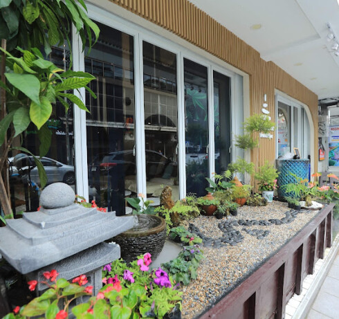 Store Image