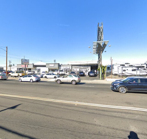 Store Image