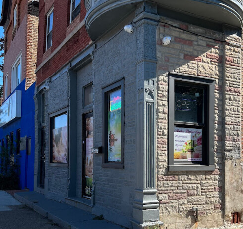 Store Image