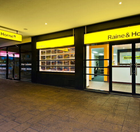 Store Image