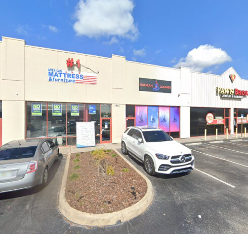 Store Image