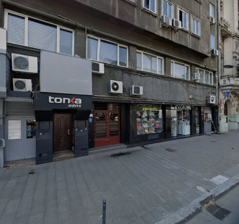 Store Image