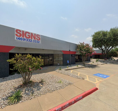 Store Image