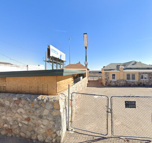 Store Image