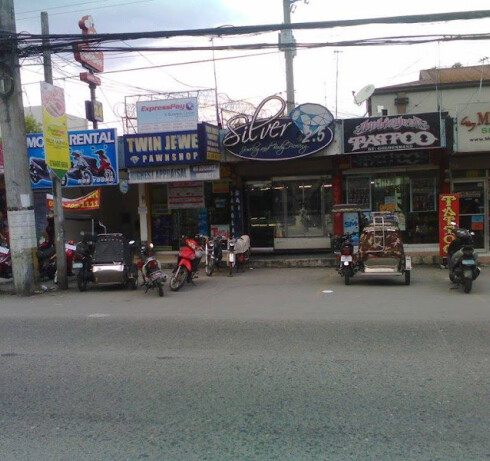 Store Image