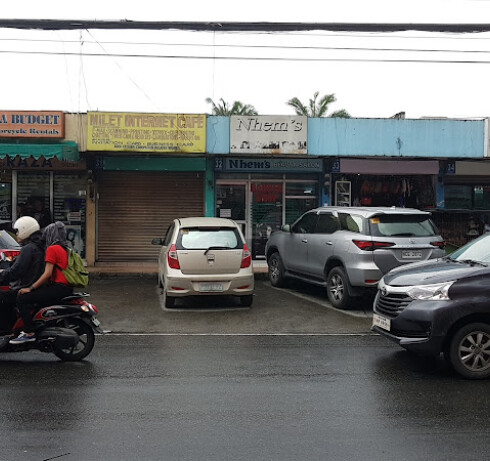 Store Image