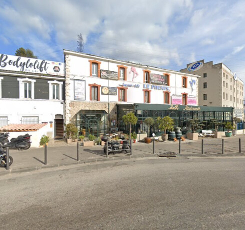 Store Image