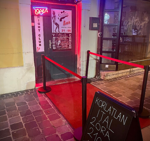 Store Image