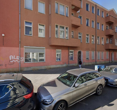 Store Image
