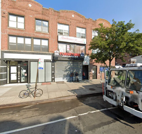 Store Image