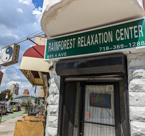 Store Image