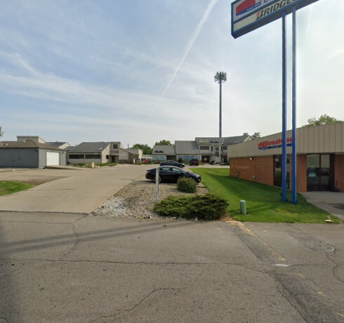 Store Image