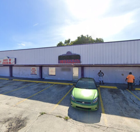 Store Image