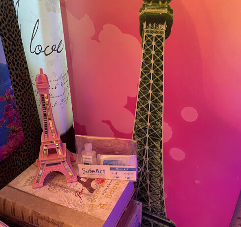 Store Image